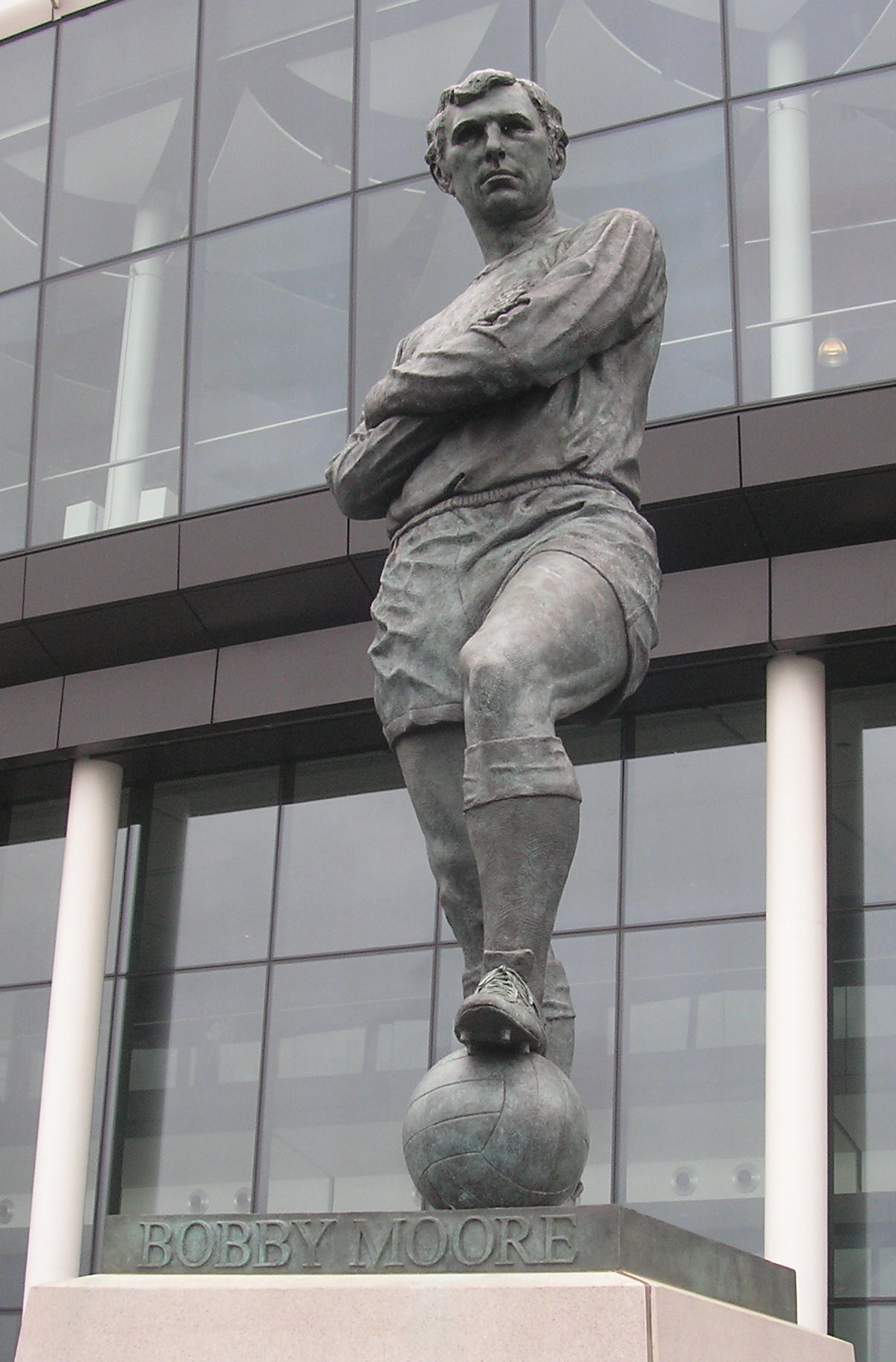 Bobby-Moore-Statue